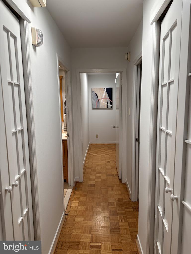 224-30 W Rittenhouse Sq #1805