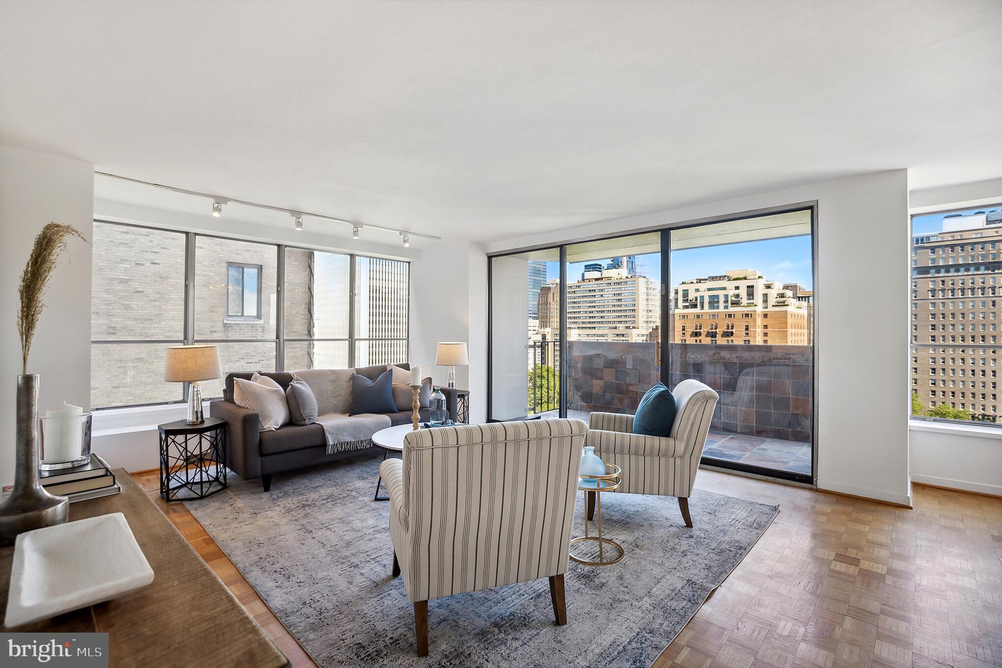 224-30 W Rittenhouse Sq #1805