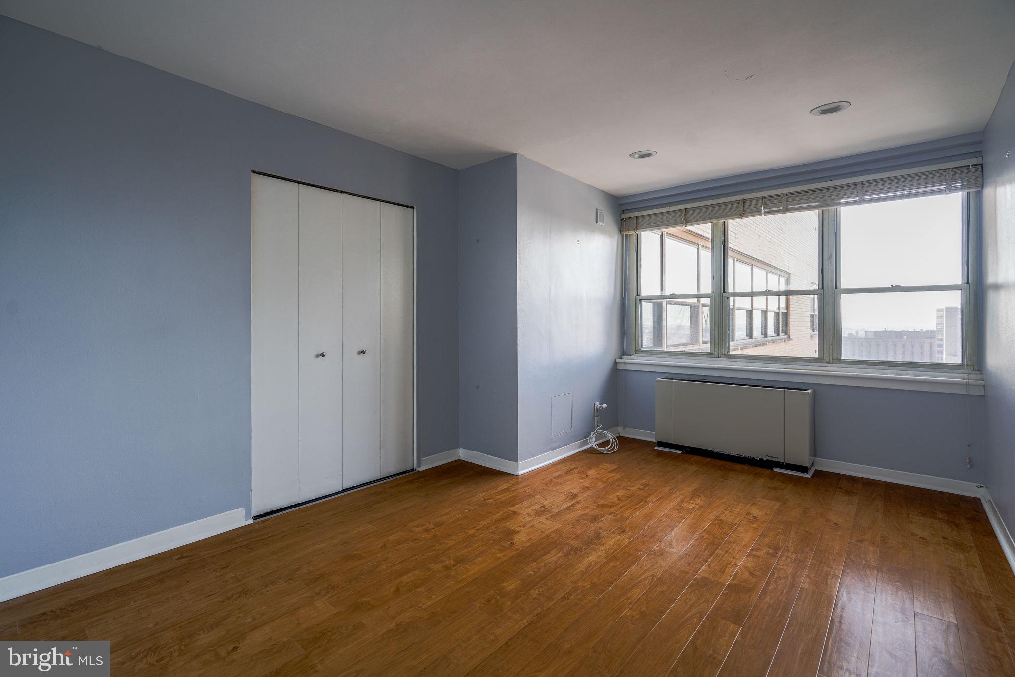 1806-18-18 Rittenhouse Sq #1406