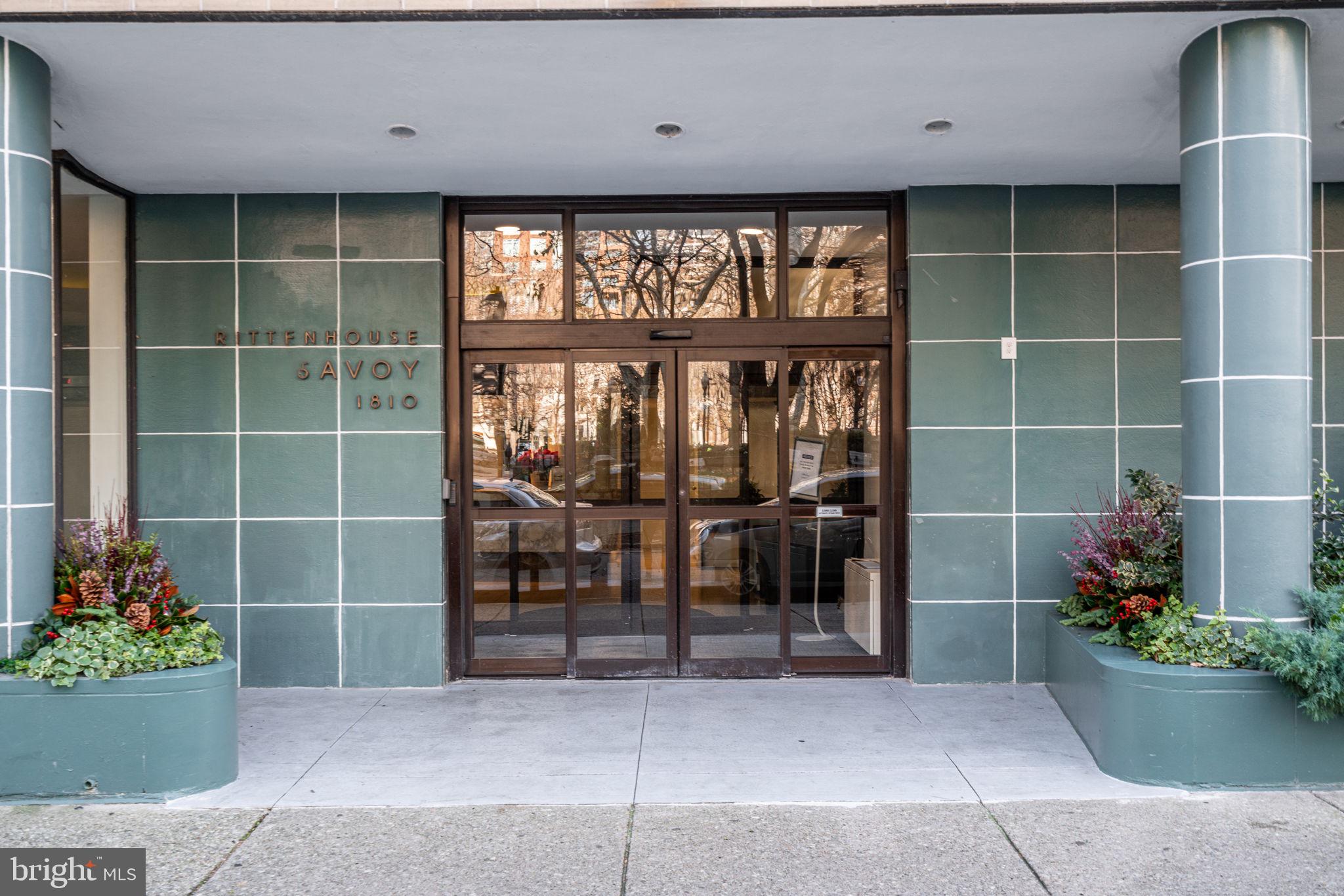 1806-18-18 Rittenhouse Sq #1406