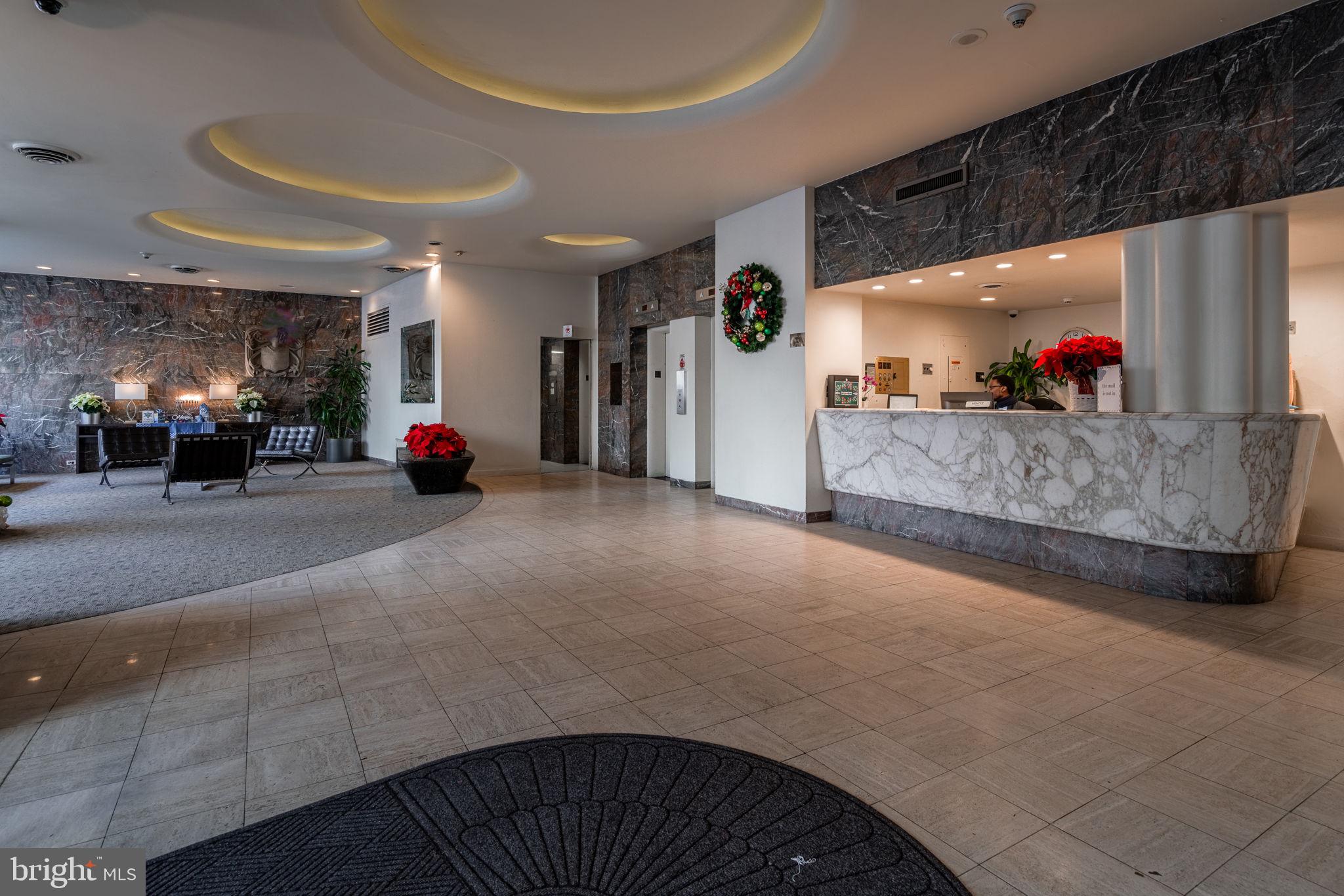 1806-18-18 Rittenhouse Sq #1406