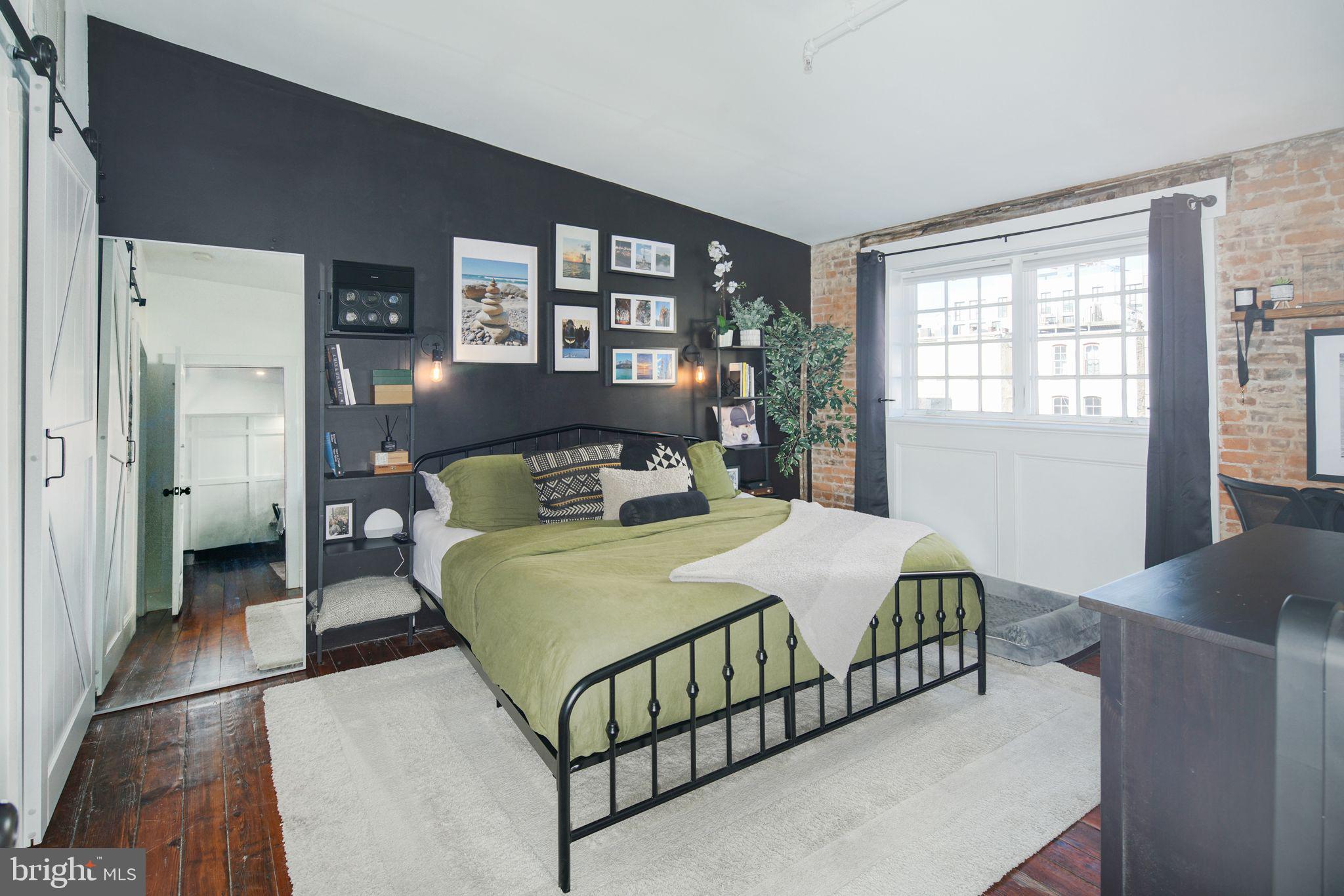 38 N Front St #4d