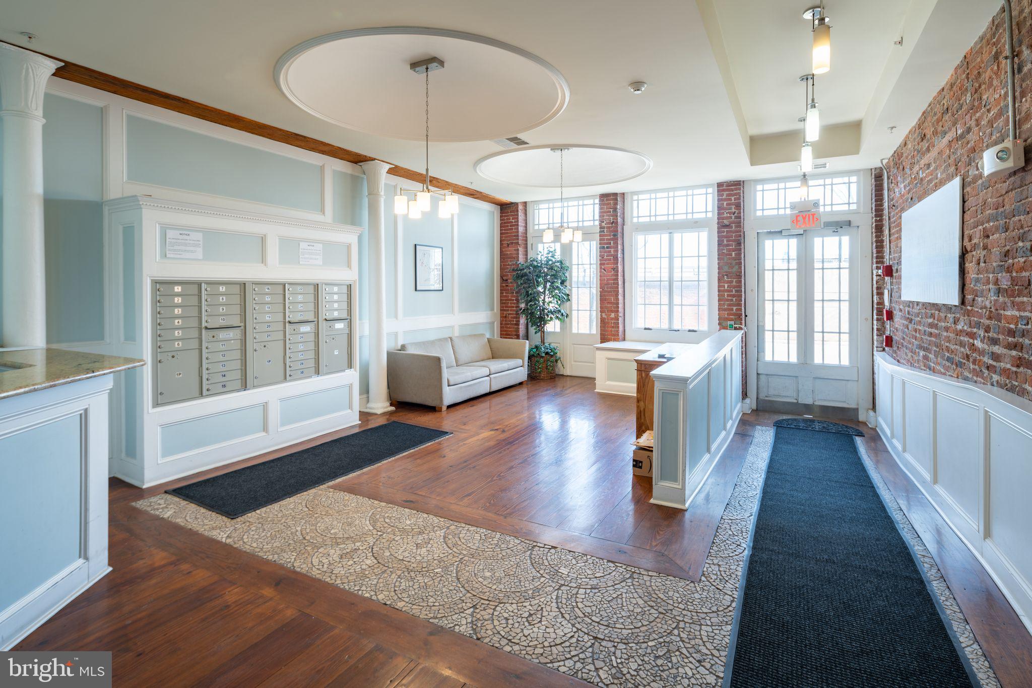 38 N Front St #4d