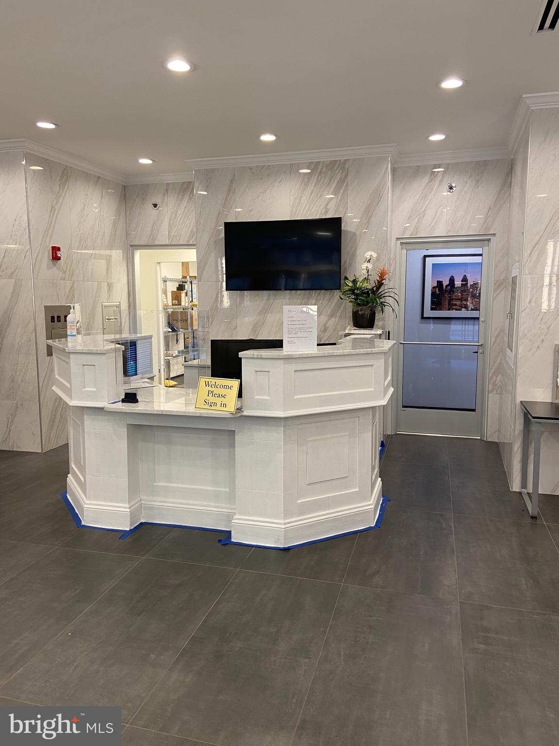 2101-17 CHESTNUT ST #706