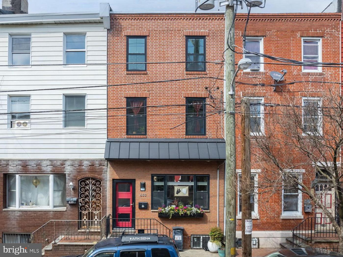633 Federal St