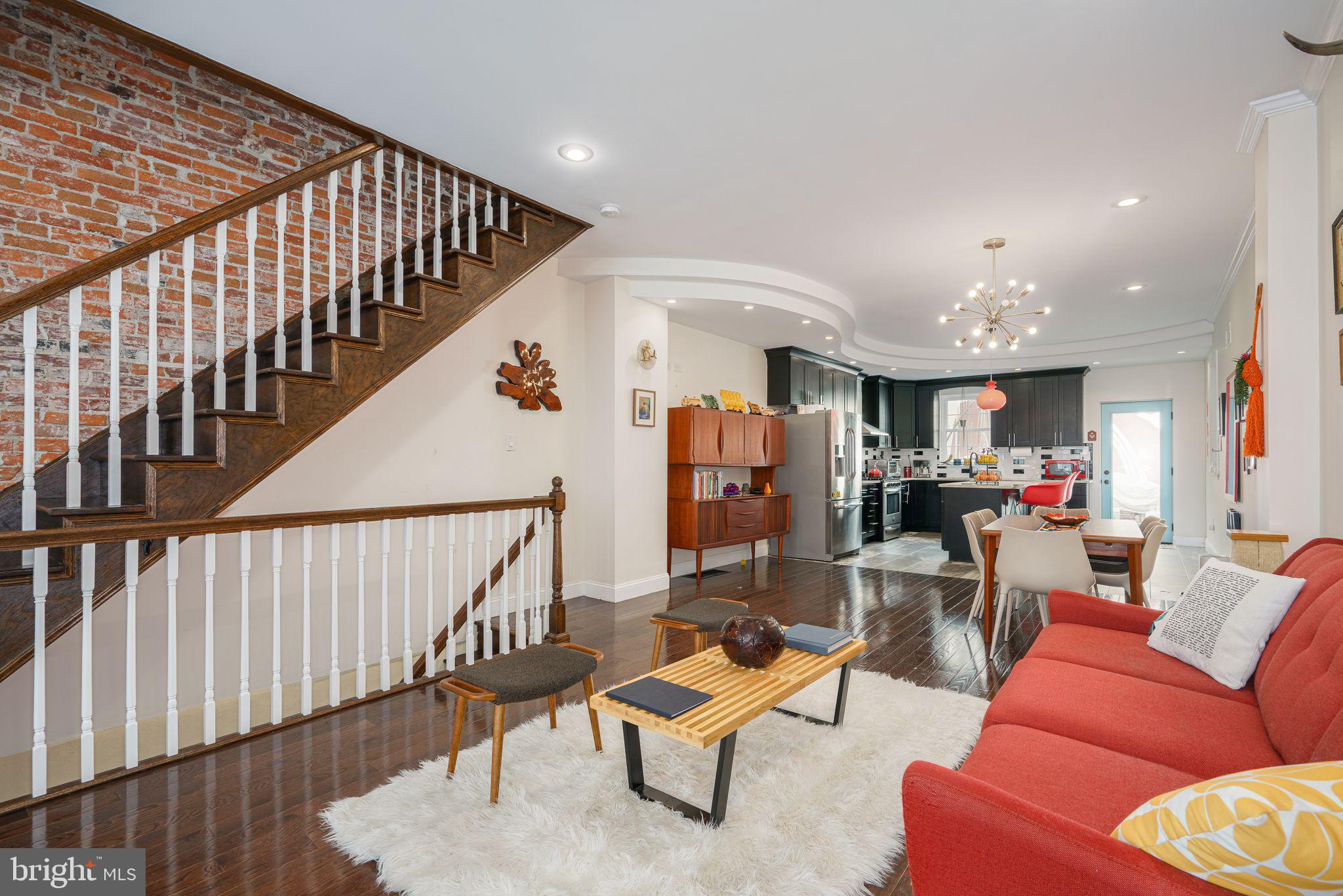 633 Federal St