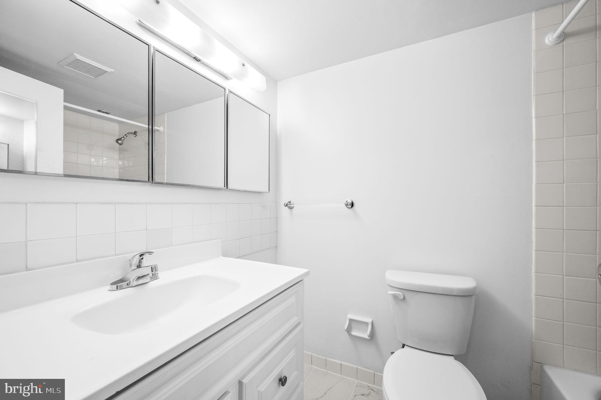 1901-45 John F Kennedy Blvd #1412