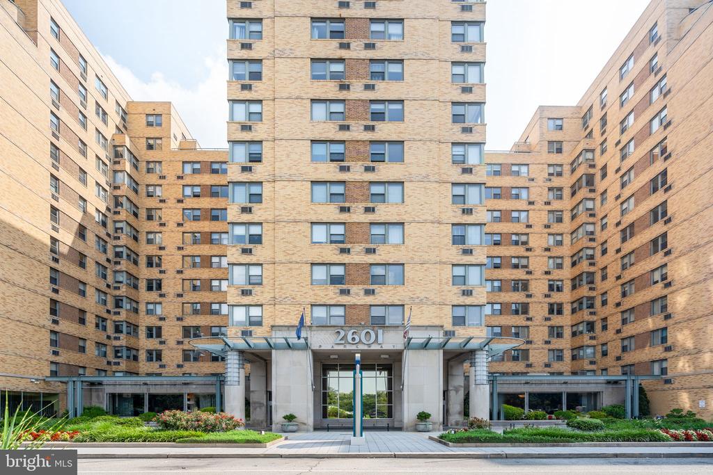 2601 Pennsylvania Ave #302