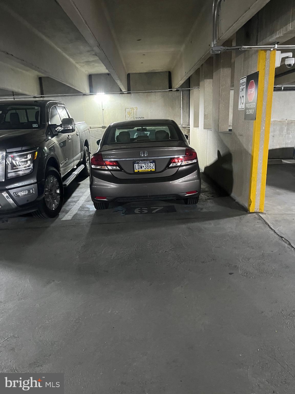 2001 Hamilton St #2001