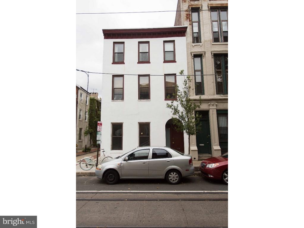 407 S 11TH ST #2F