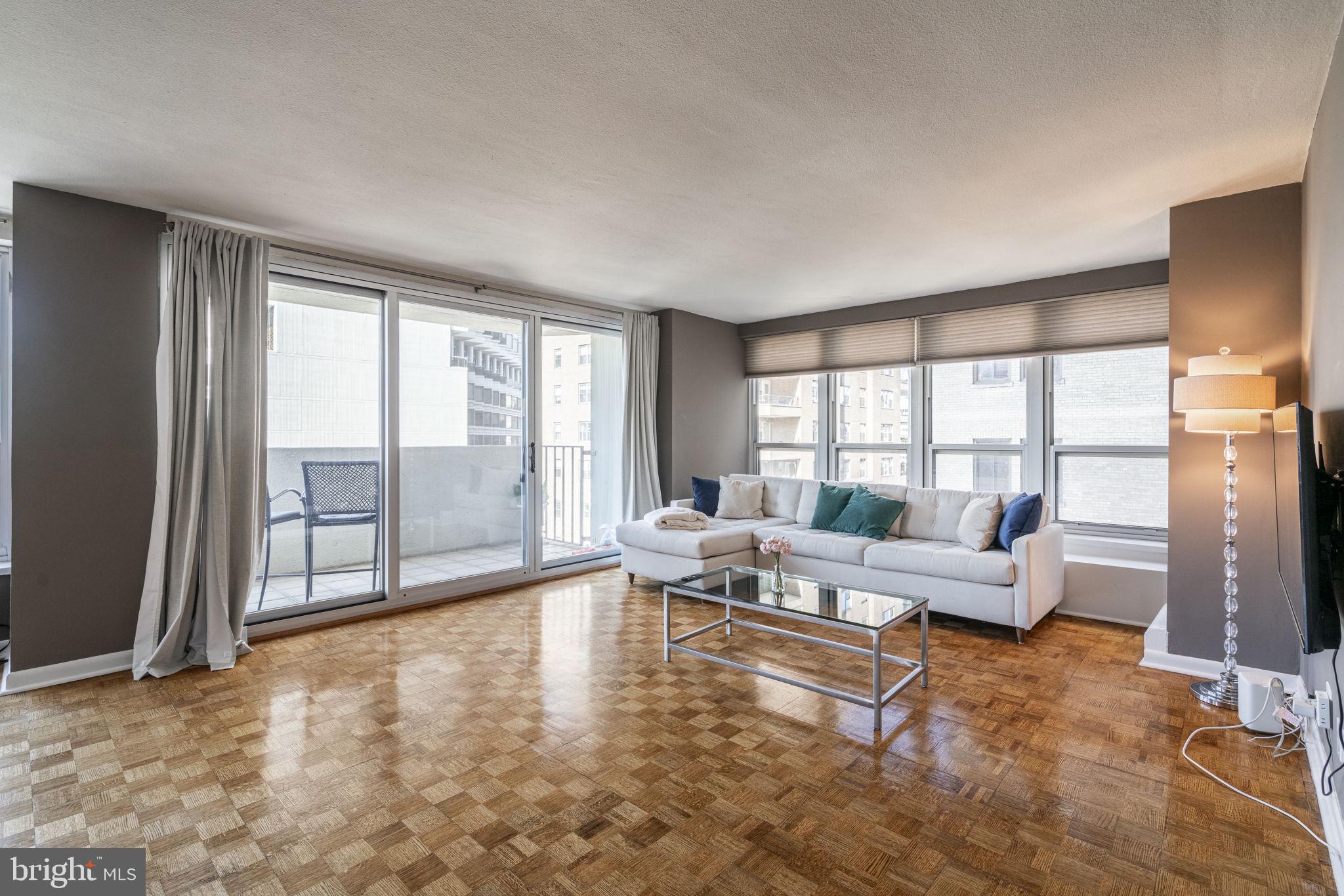 224-30 W RITTENHOUSE SQ #2016