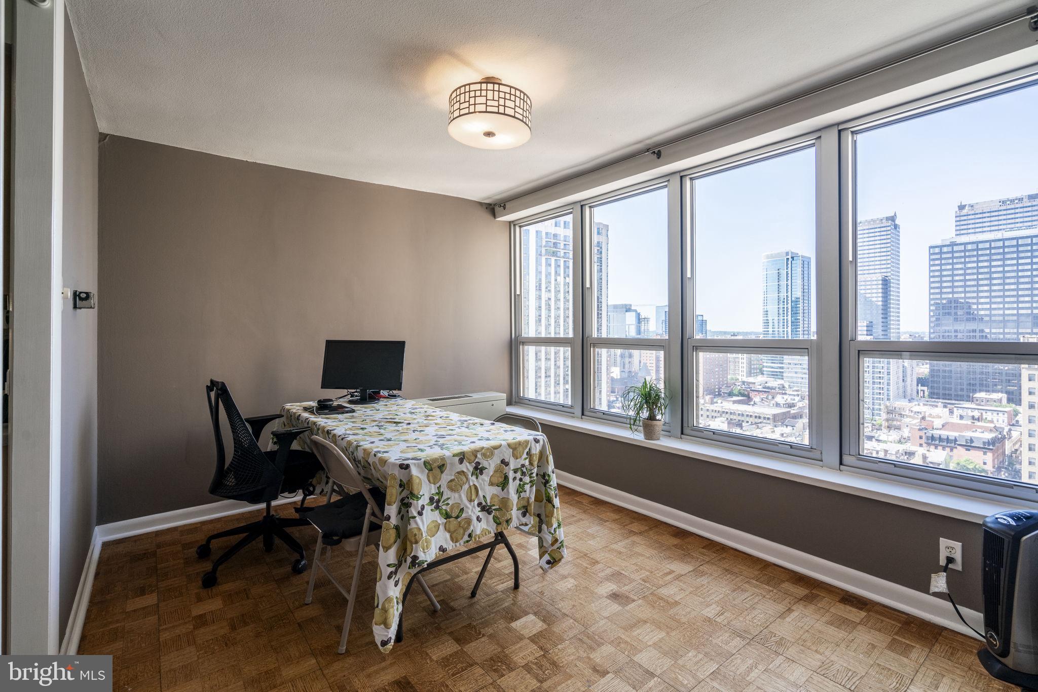 224-30 W RITTENHOUSE SQ #2016