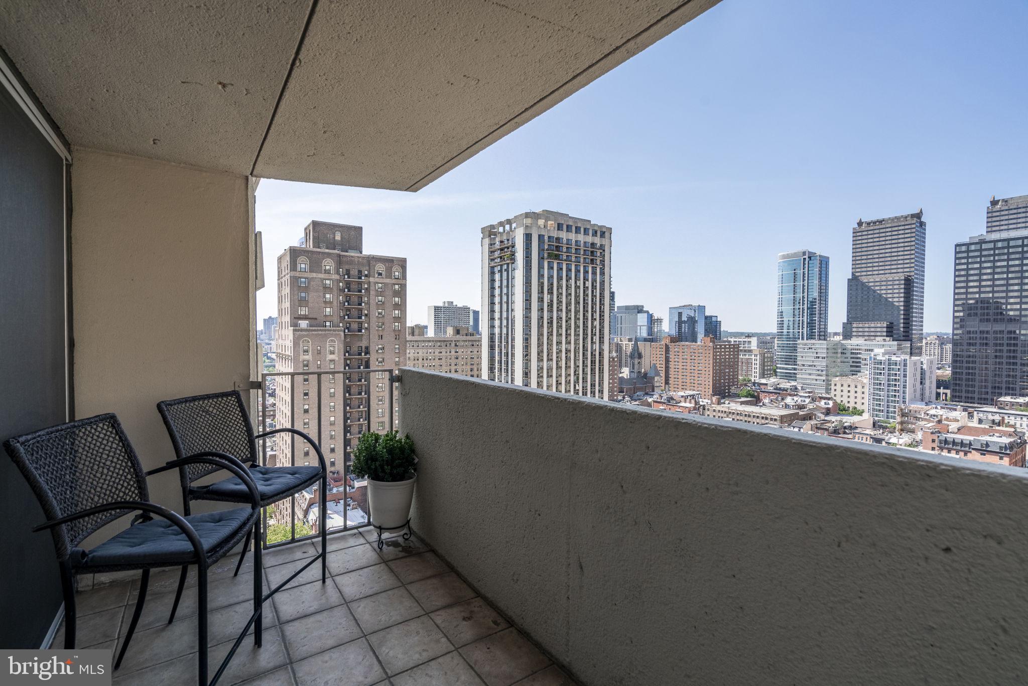 224-30 W RITTENHOUSE SQ #2016