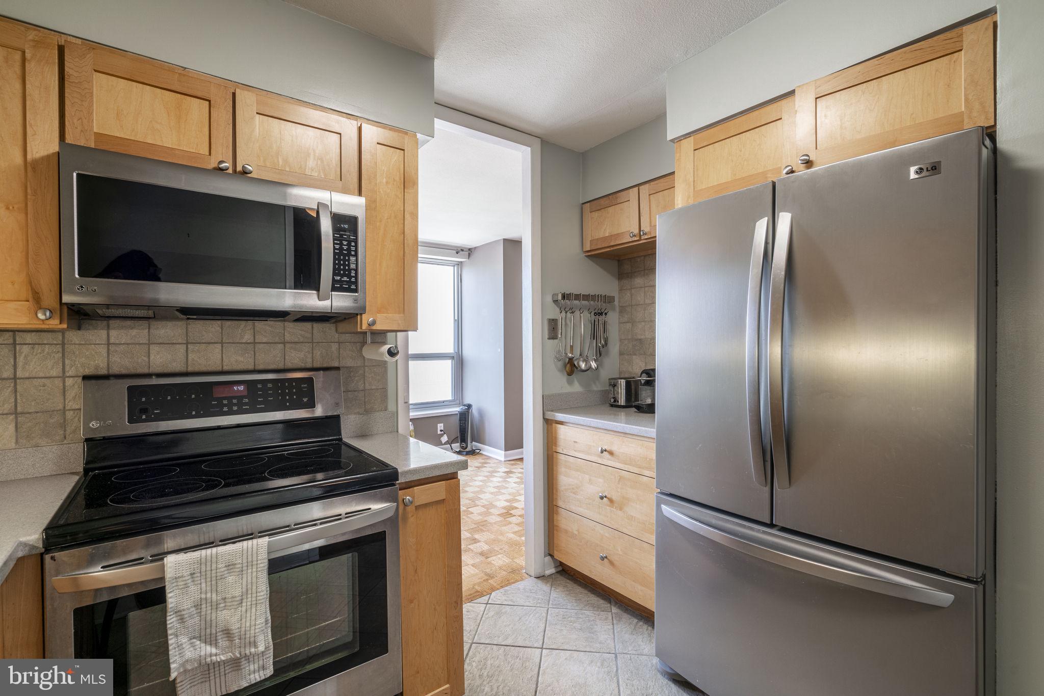 224-30 W RITTENHOUSE SQ #2016