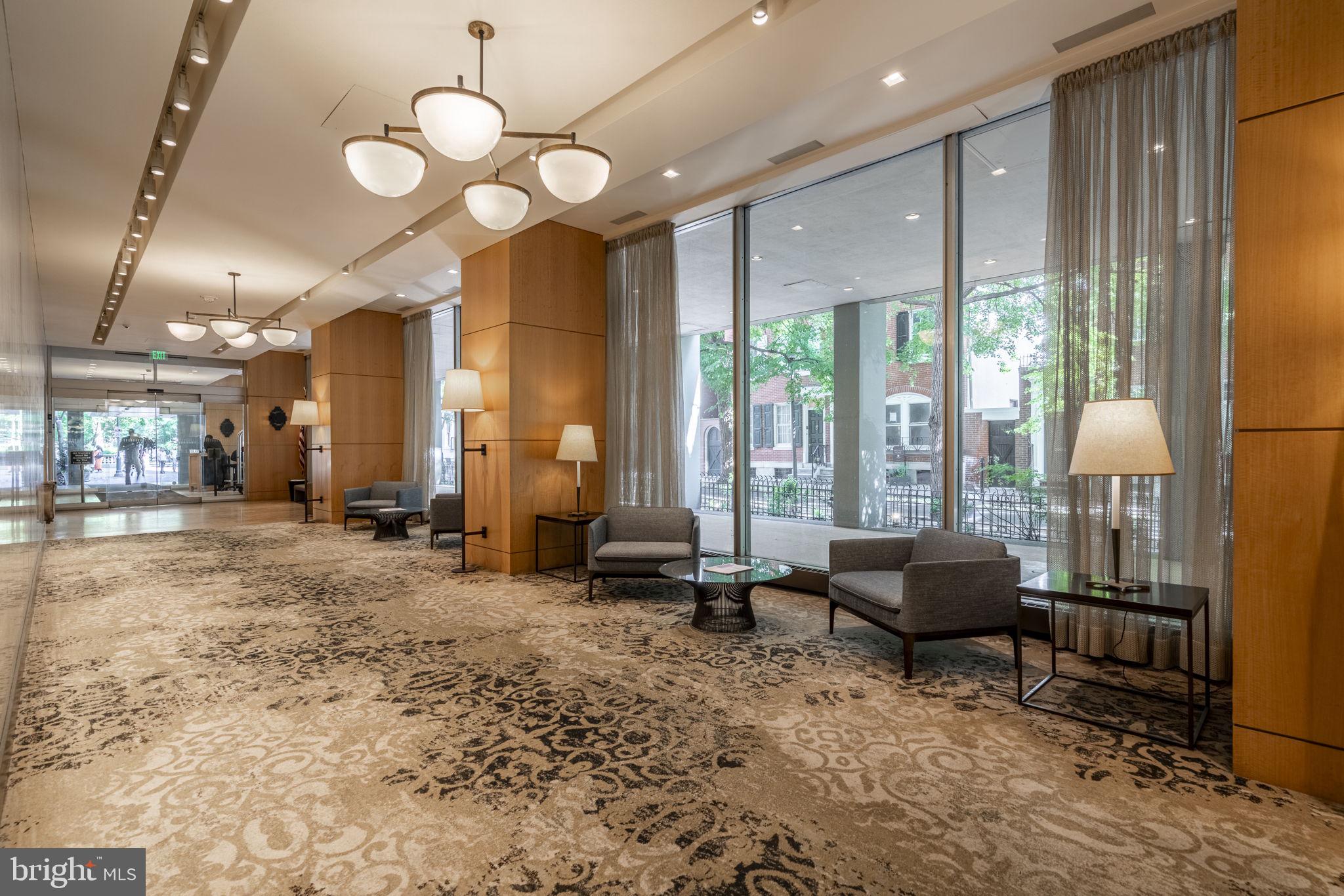 224-30 W RITTENHOUSE SQ #2016