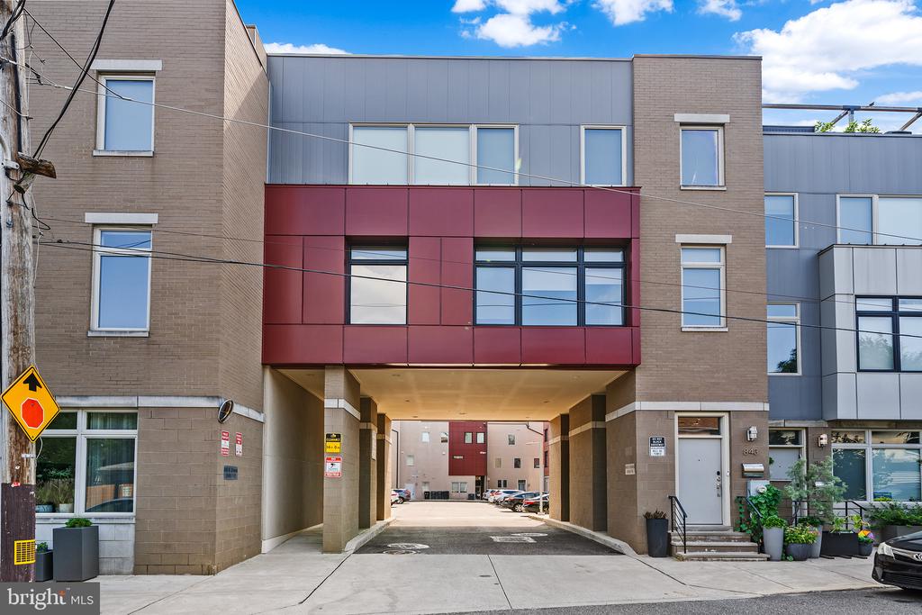 845 N Orianna St #7