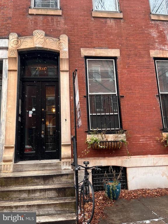 1810 PINE ST #3F