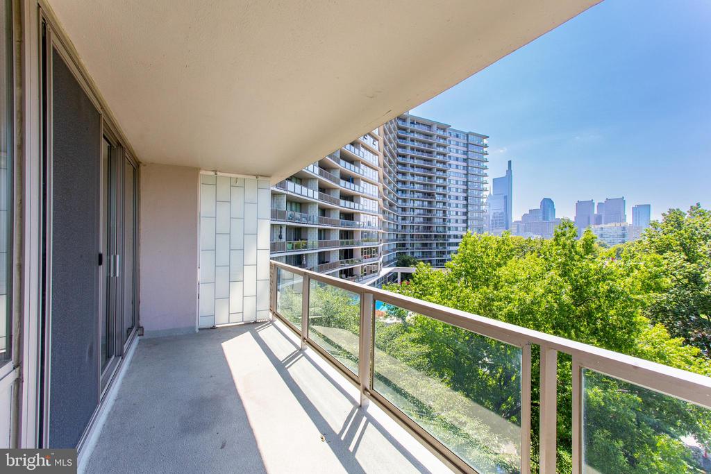 2401 Pennsylvania Ave #7a3