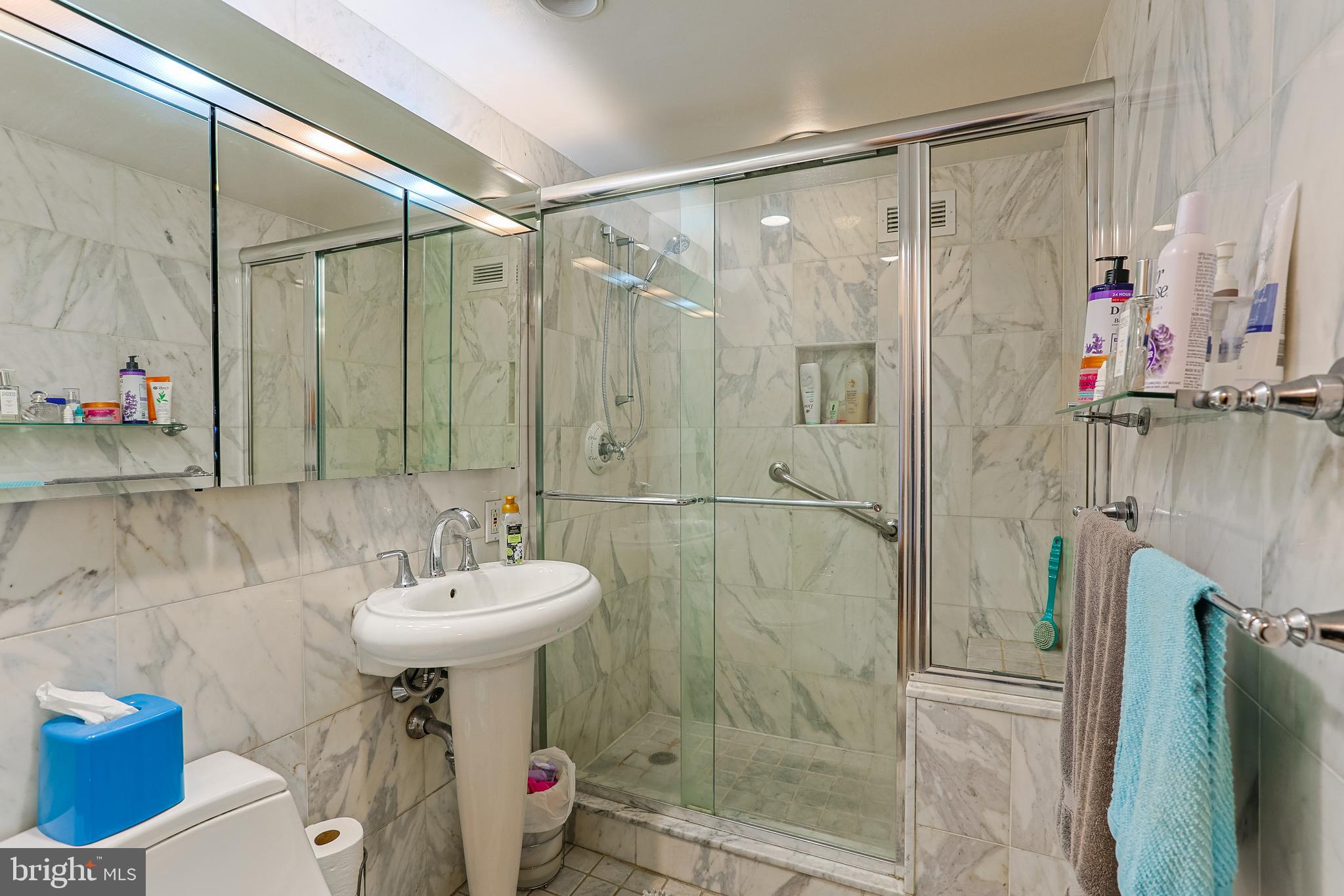 2401 Pennsylvania Ave #7a3