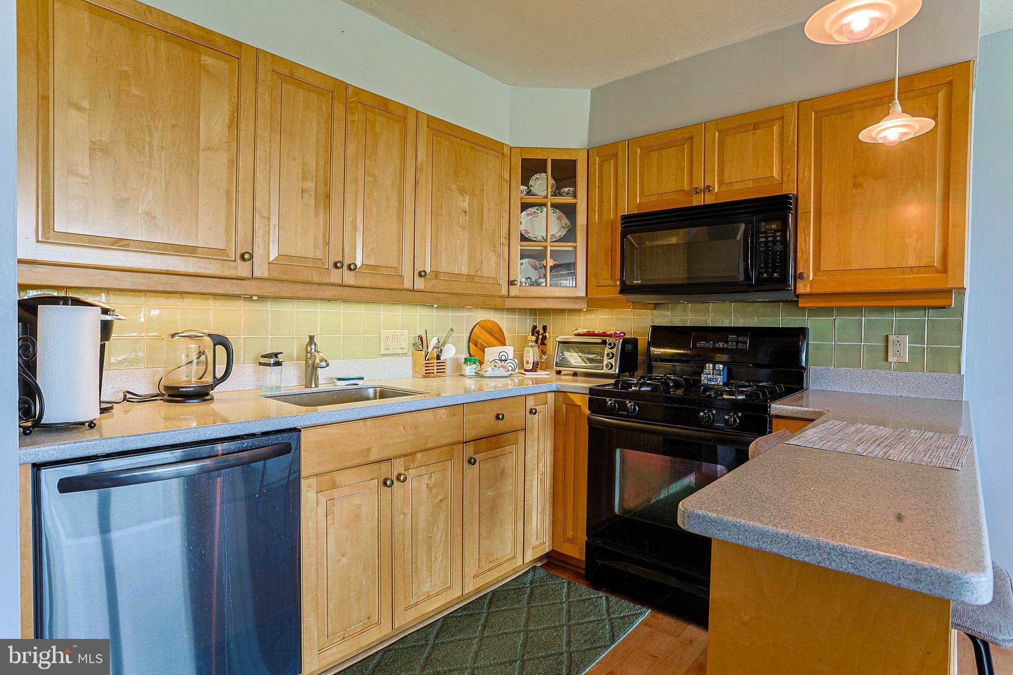 2401 Pennsylvania Ave #7a3