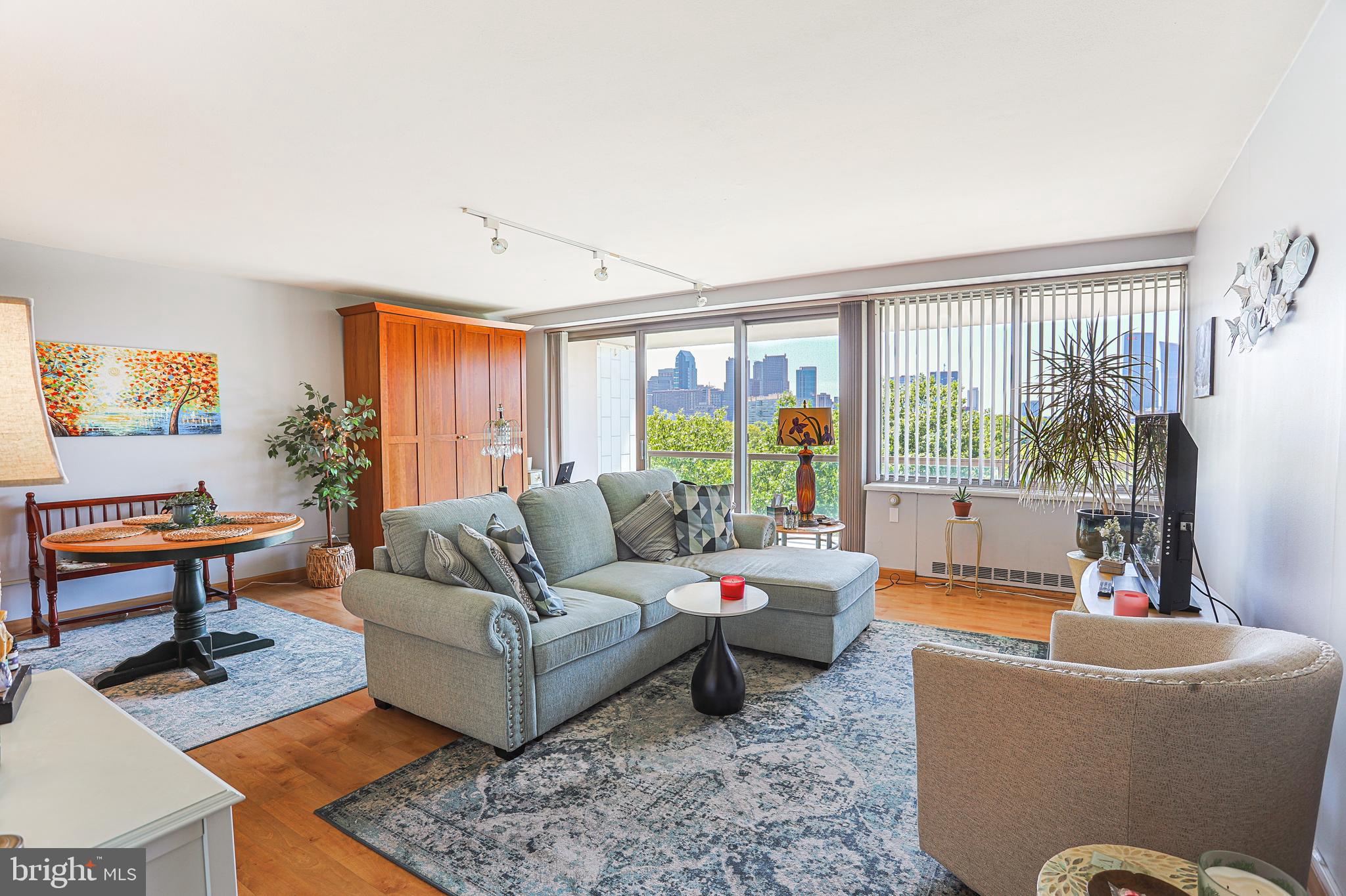 2401 Pennsylvania Ave #7a3