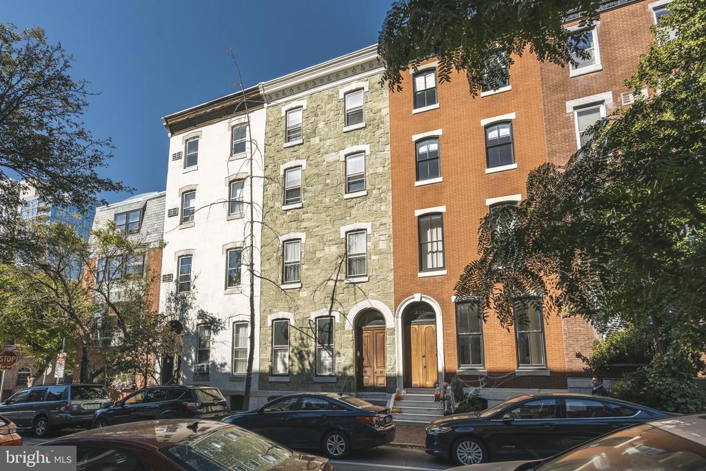 2325 SPRUCE ST #3
