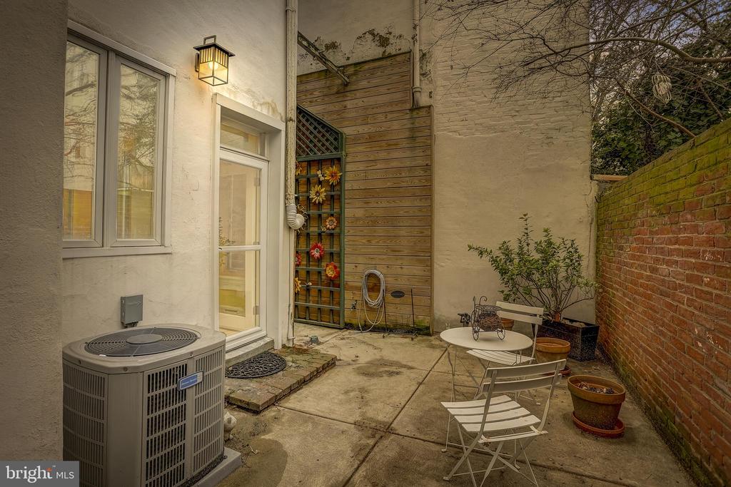 309 Pine St