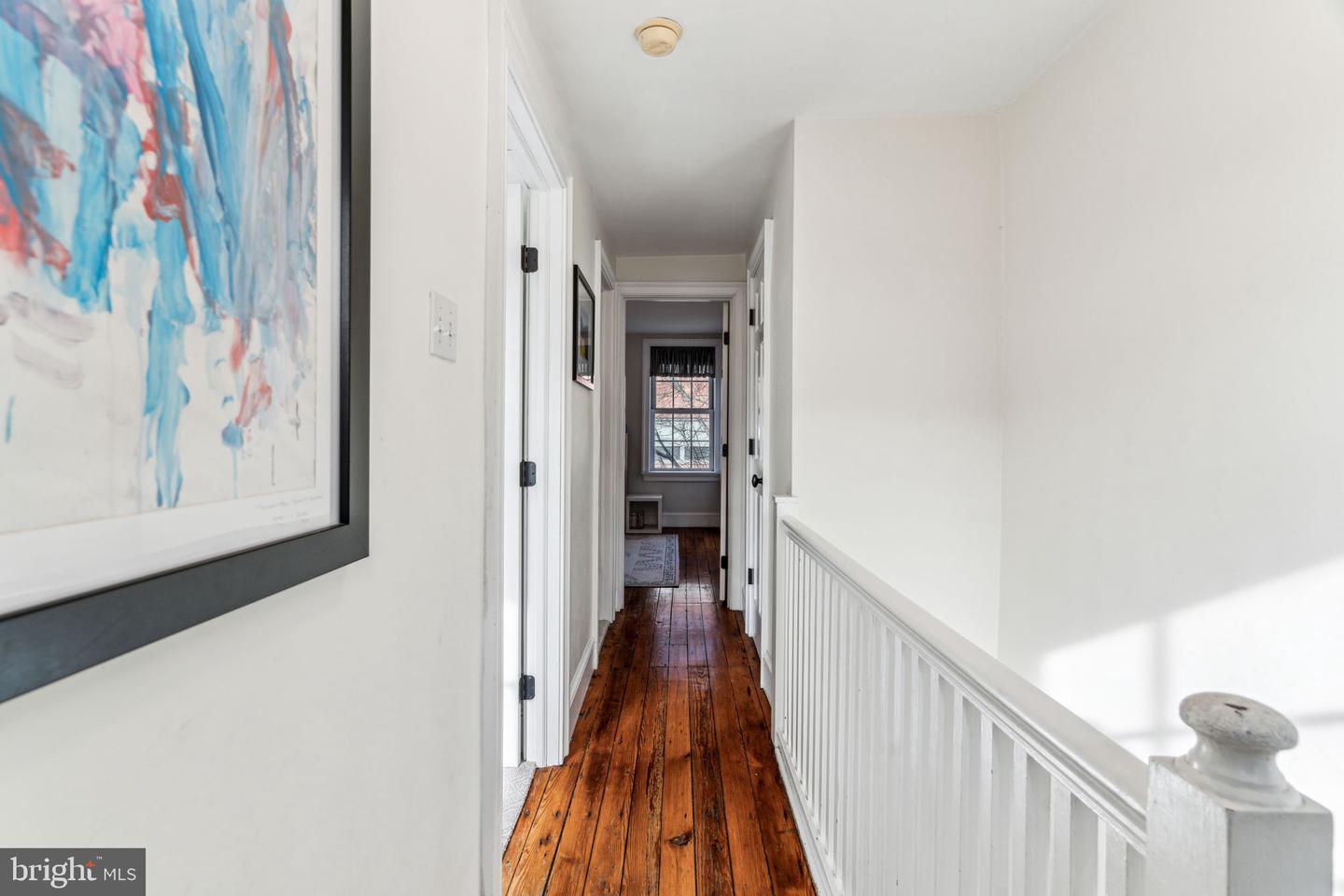 2528 Lombard St