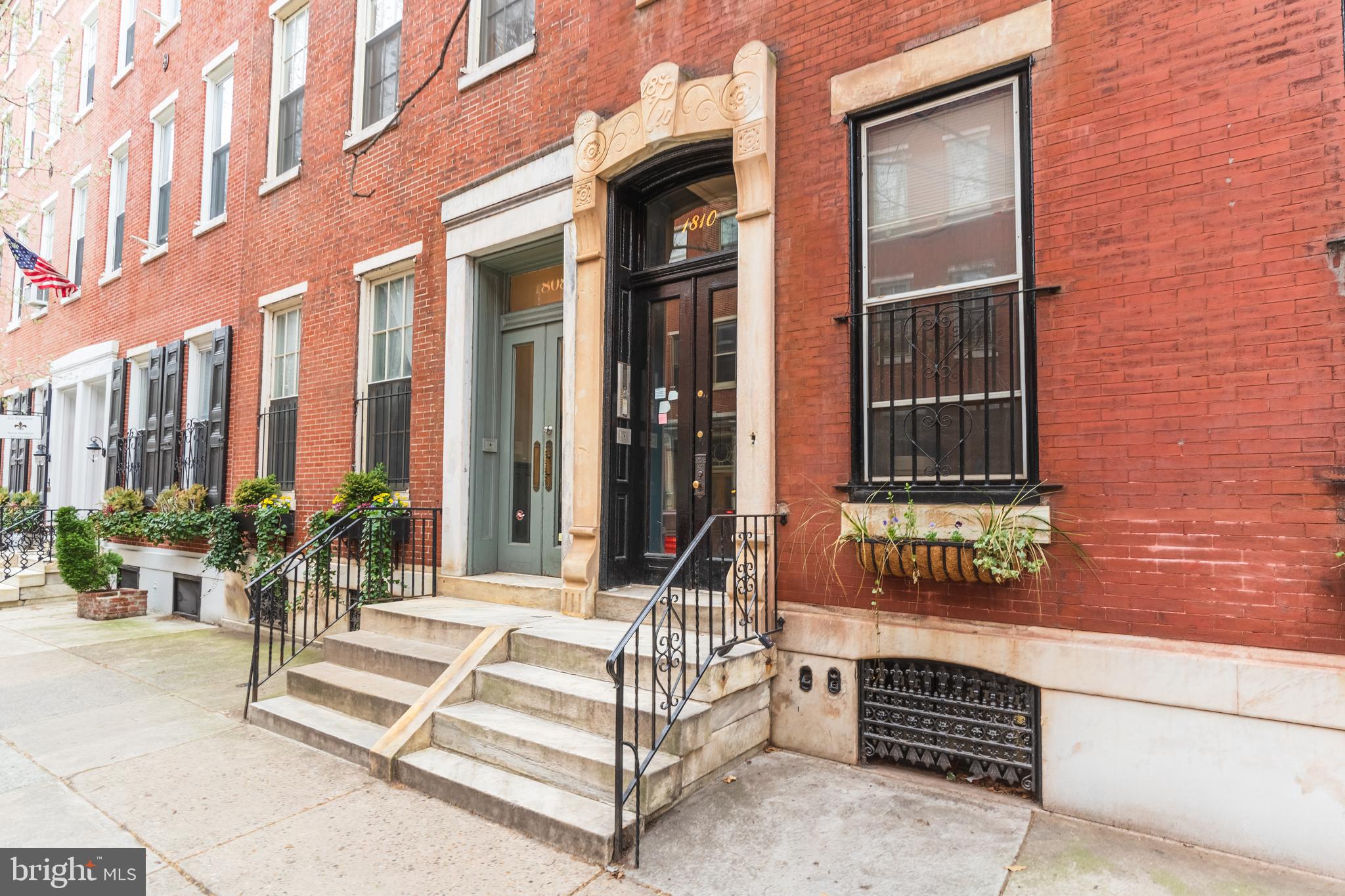 1810 PINE #1R
