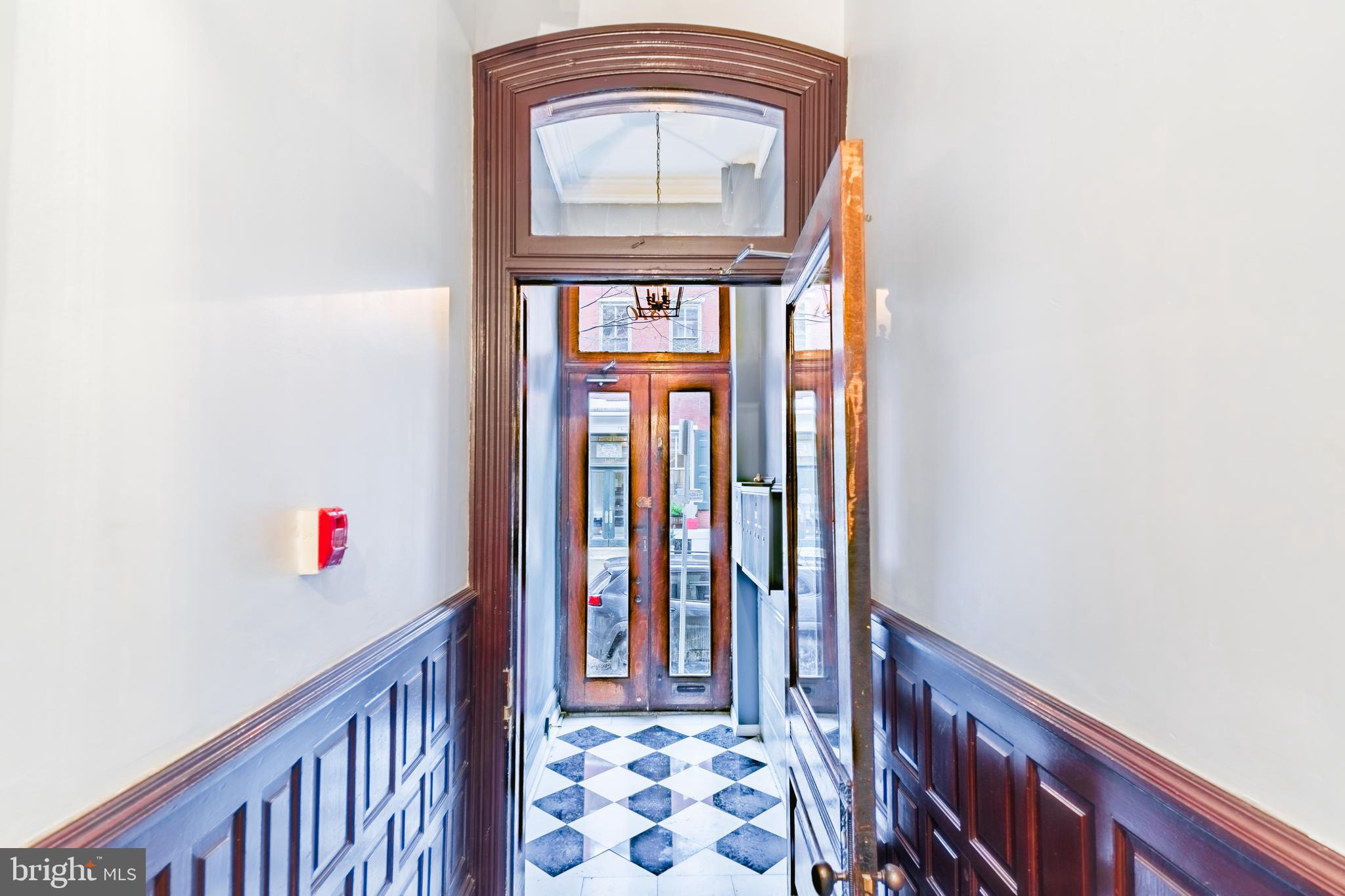 1810 PINE #1R