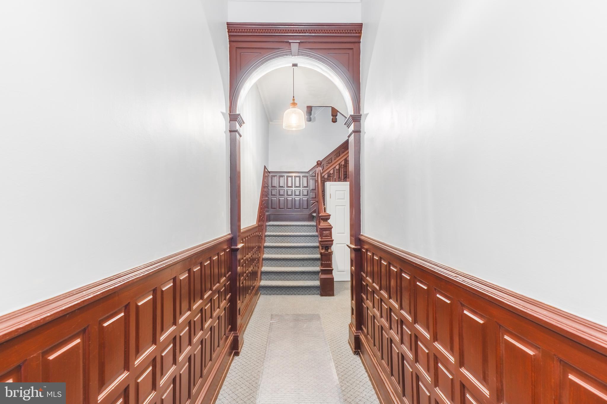 1810 PINE #1R