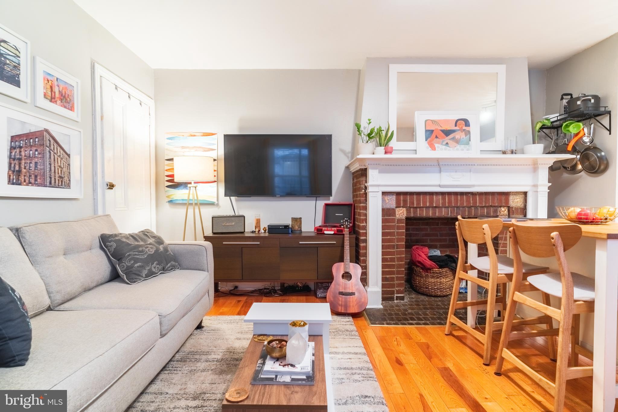 1810 PINE #1R