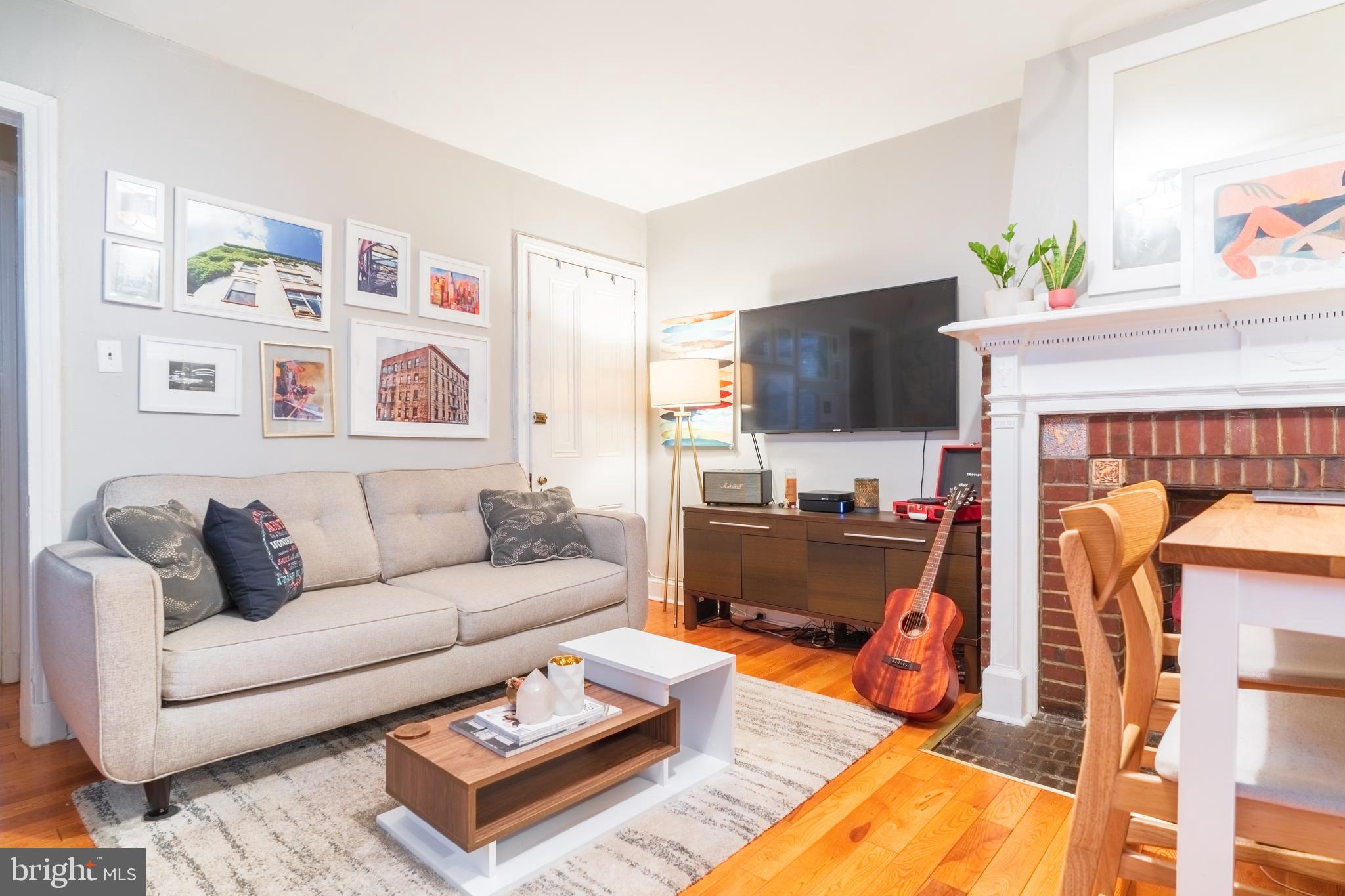 1810 PINE #1R