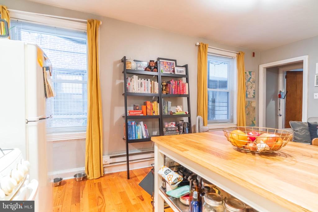1810 PINE #1R