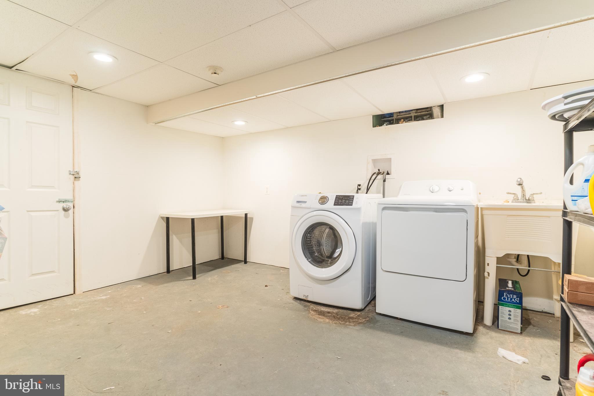 1810 PINE #1R