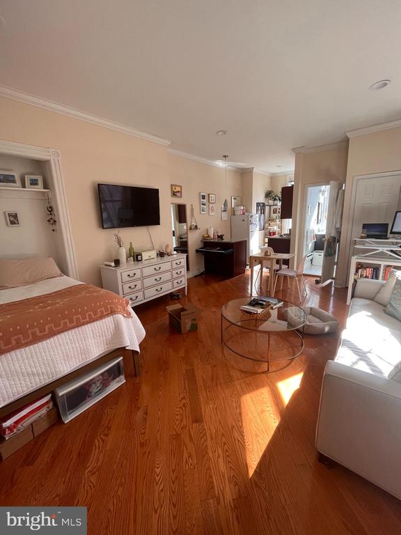 1810 PINE STREET #2R