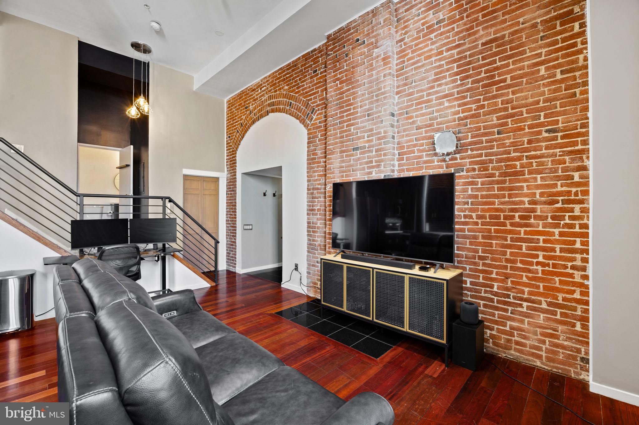 12-16 S Letitia St #101