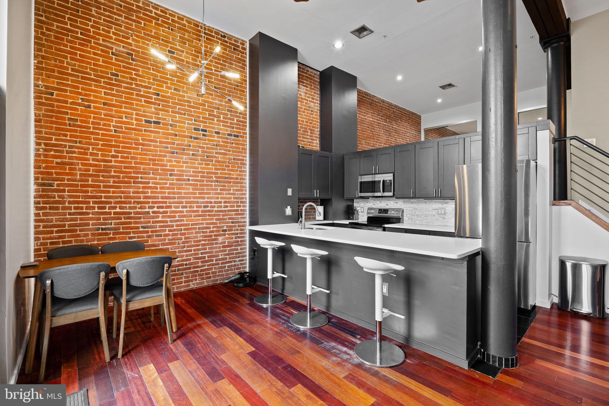 12-16 S Letitia St #101