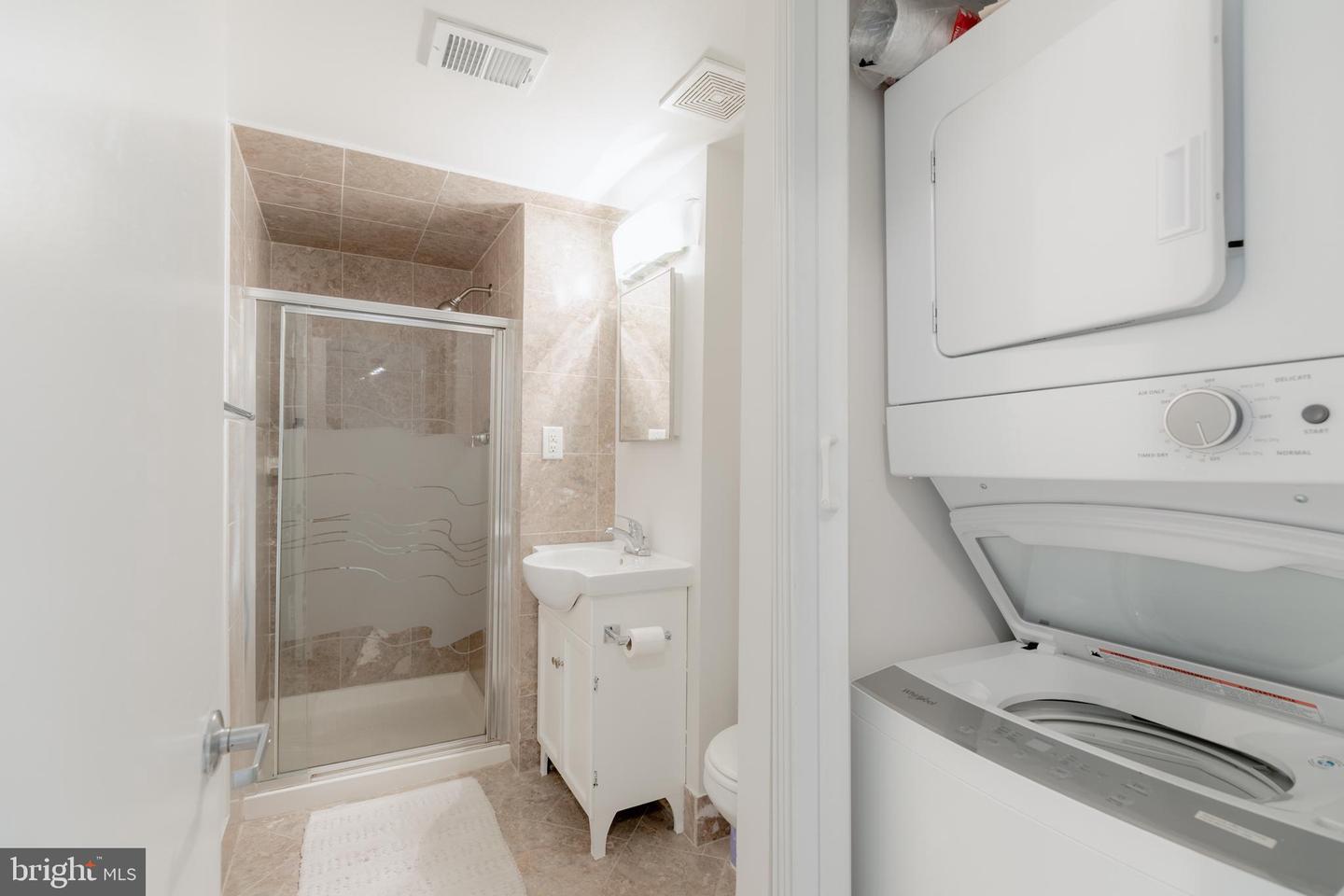 130-36 N Bread St #218