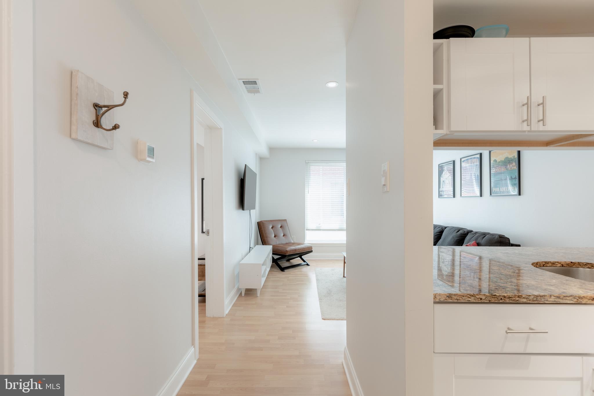 130-36 N Bread St #218