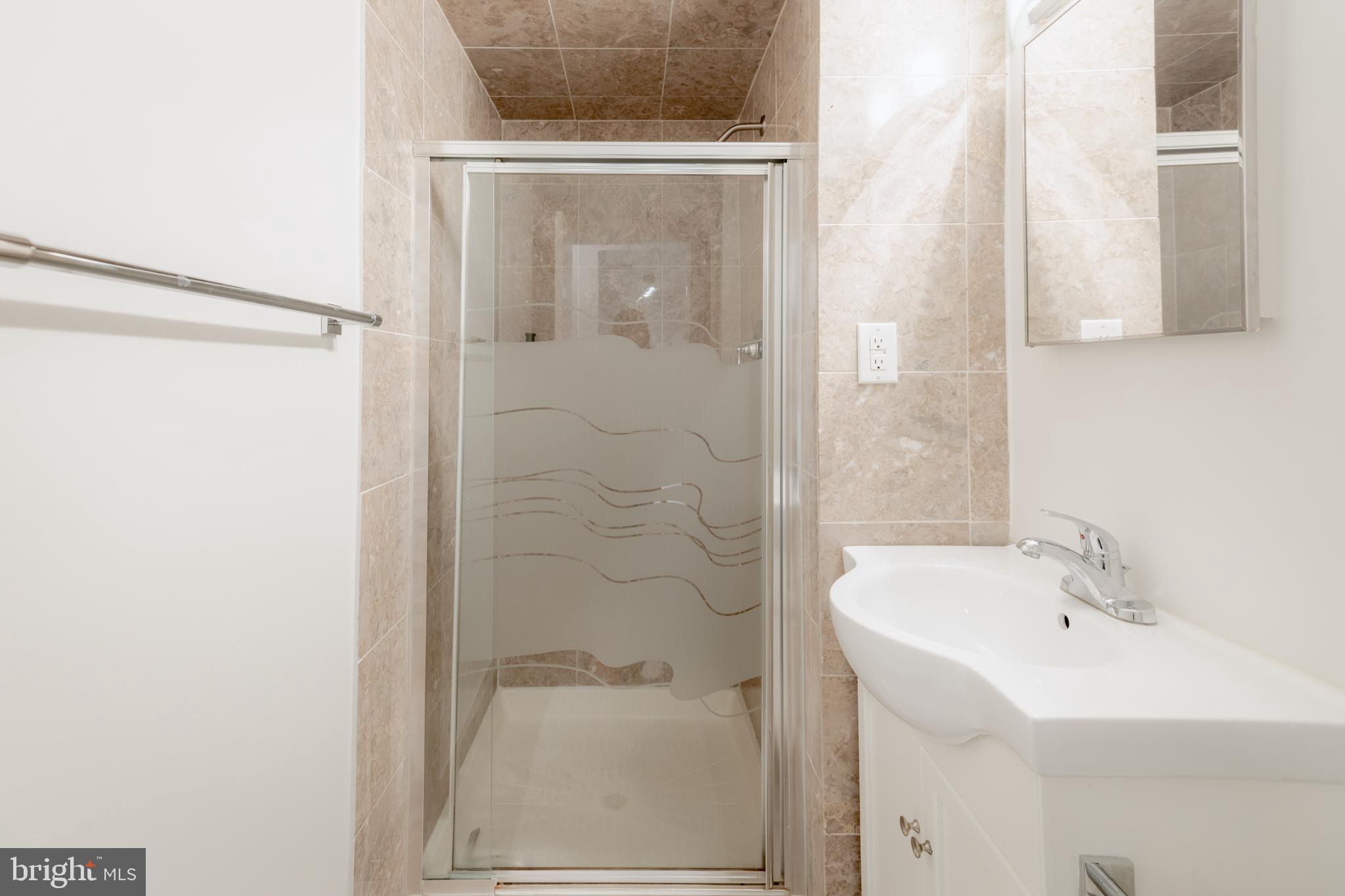 130-36 N Bread St #218