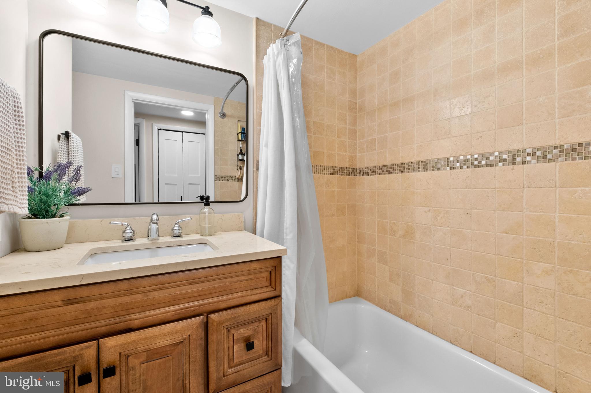 1 CHRISTIAN STREET 44L