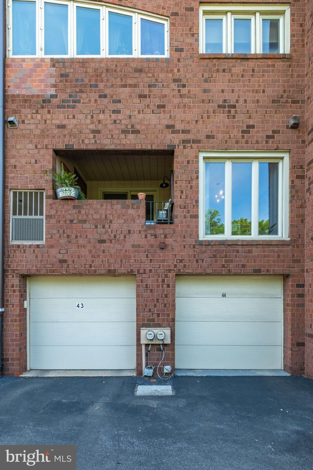 1 CHRISTIAN STREET 44L