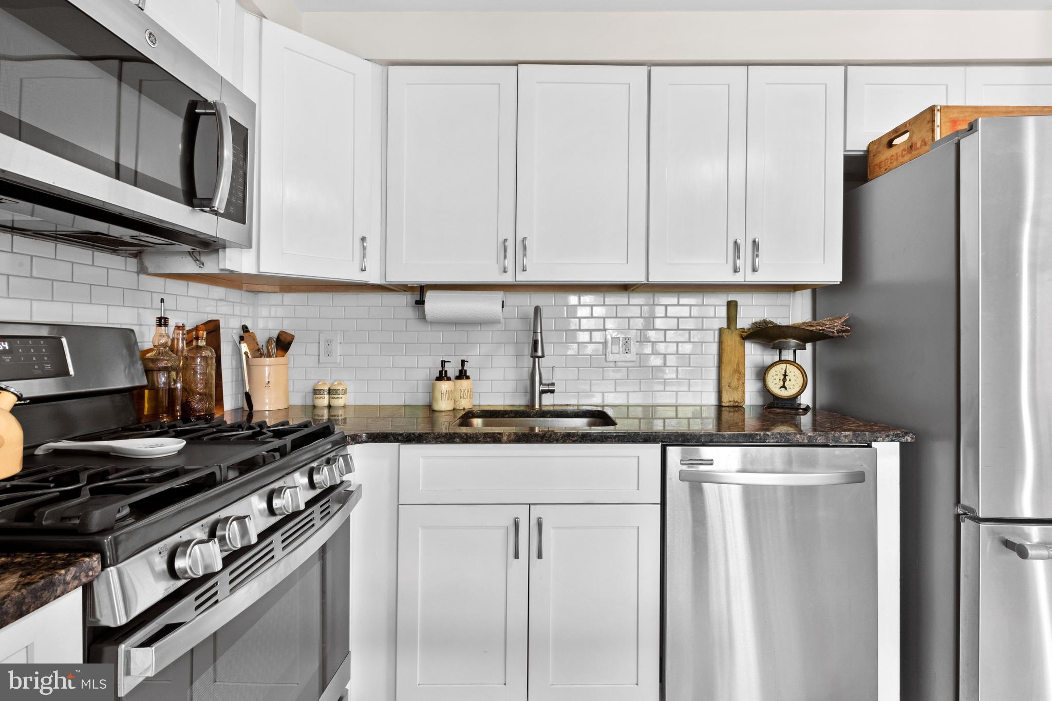 1 CHRISTIAN STREET 44L