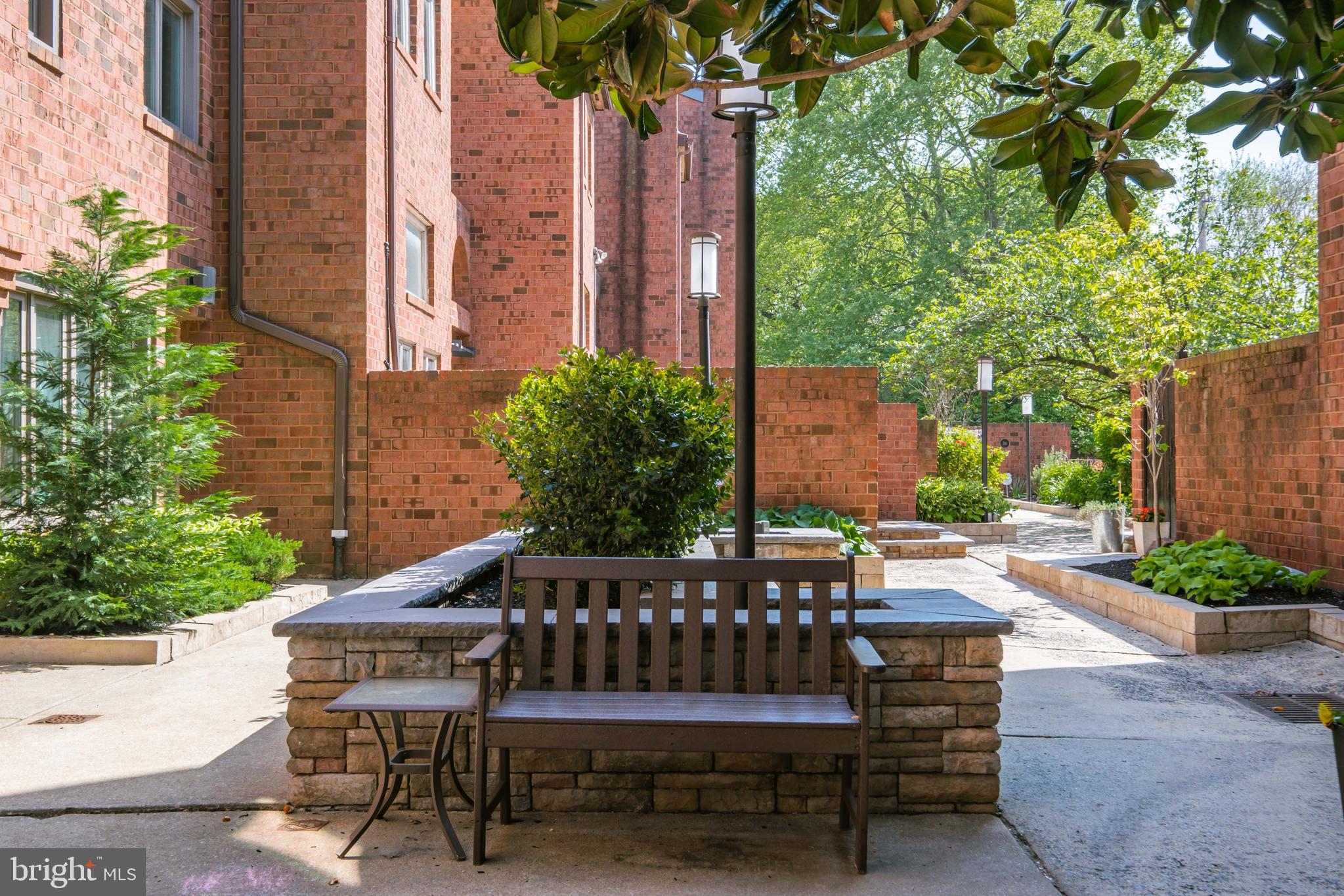 1 CHRISTIAN STREET 44L