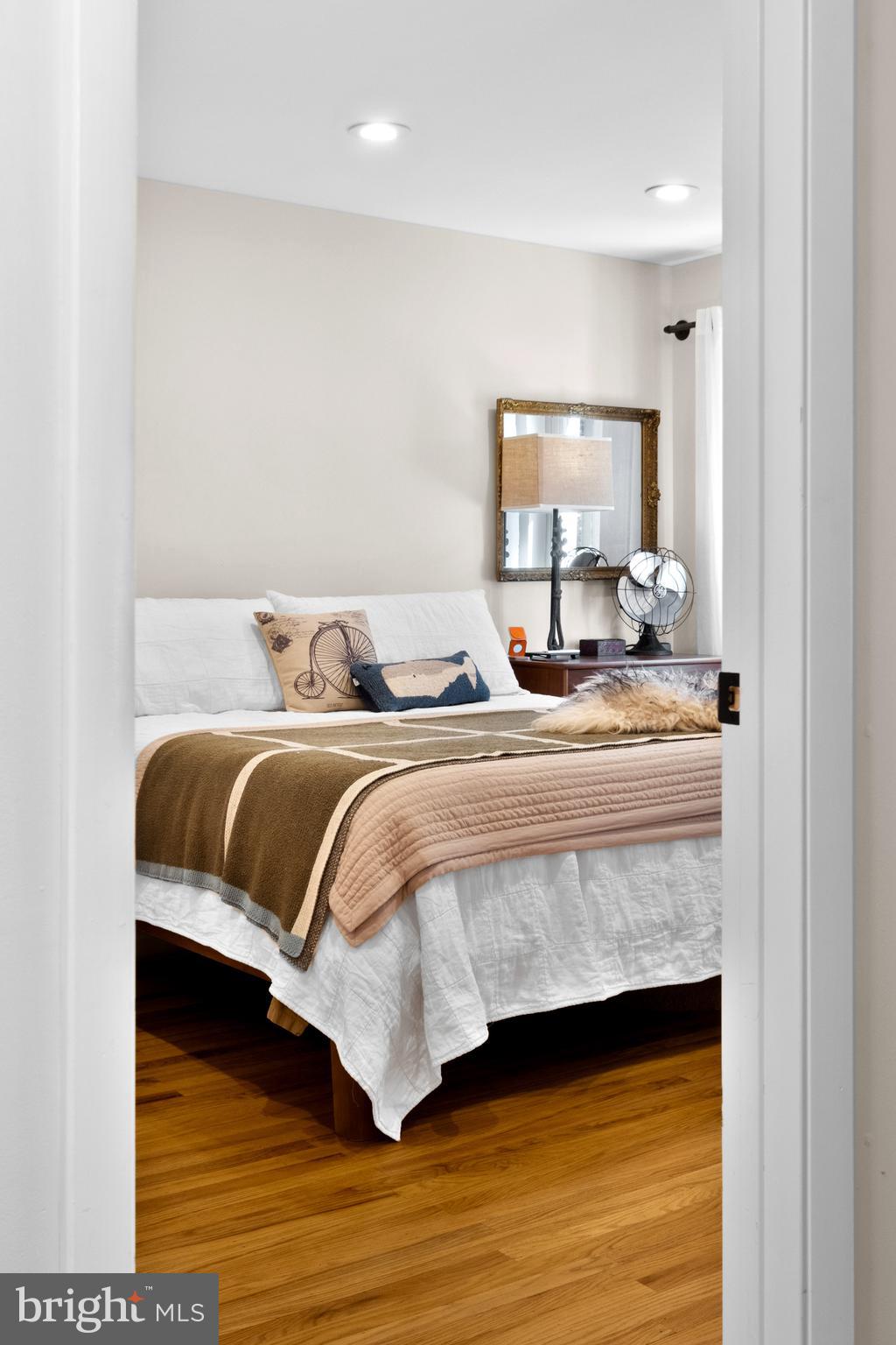 1 CHRISTIAN STREET 44L