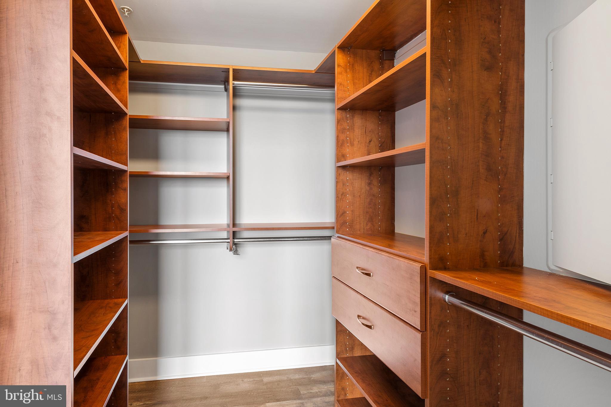 1101 LOCUST STREET 8B