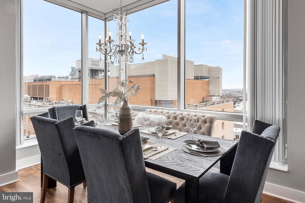 1101 LOCUST STREET 8B