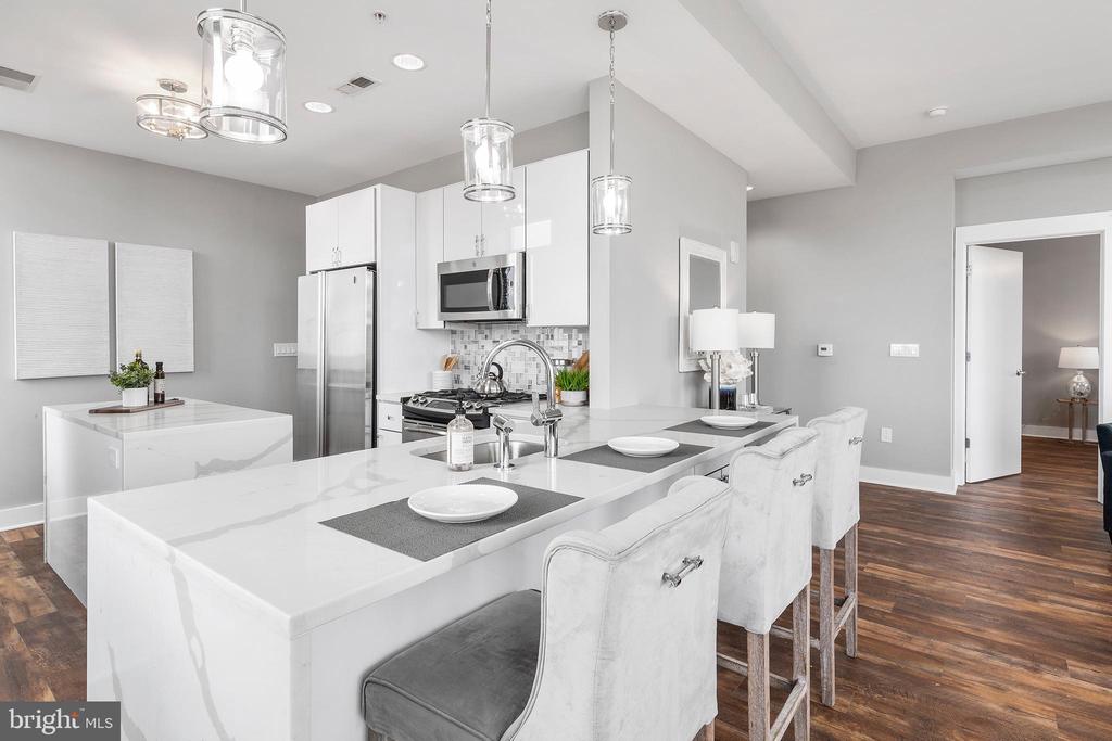 1101 LOCUST STREET 8B