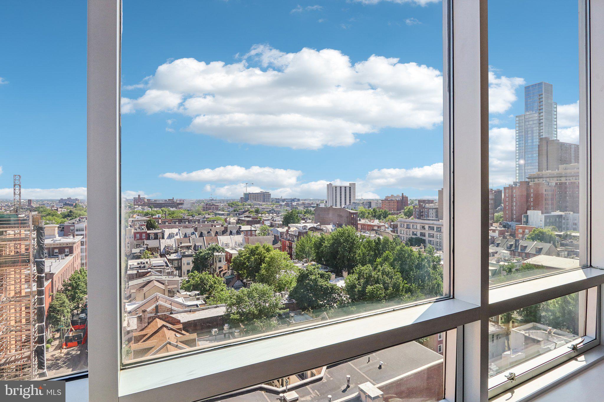 1101 LOCUST STREET 8B